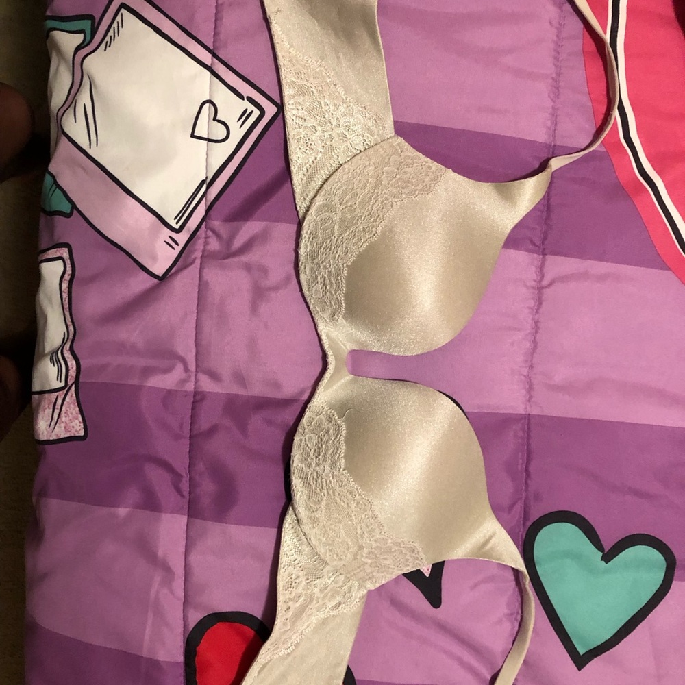 Victoria Secret Bra 34A